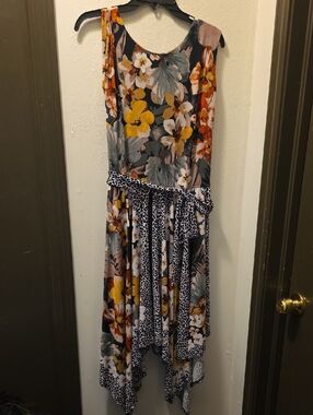 Roz & Ali Floral Asymmetrical Dress in Black, Olive & Rust. NWOT. 14W